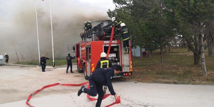 Tokat’ta çatı yangını G2