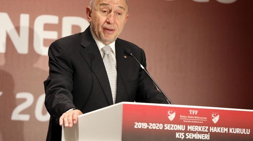 Nihat &Ouml;zdemir: "Hakemlerimiz ilk yarıda baskı altında iyi performans sergilediler&rdquo;