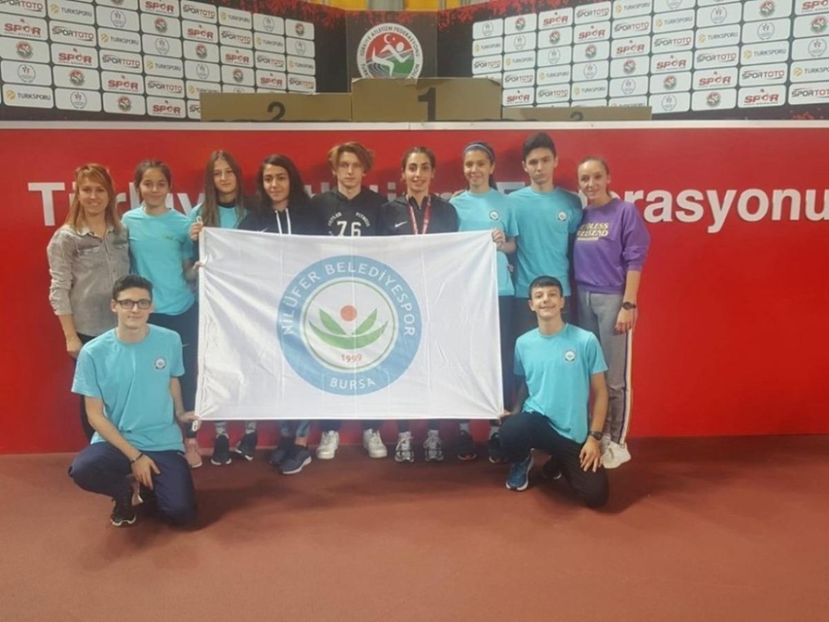 Nil&uuml;ferli atletler zirvede