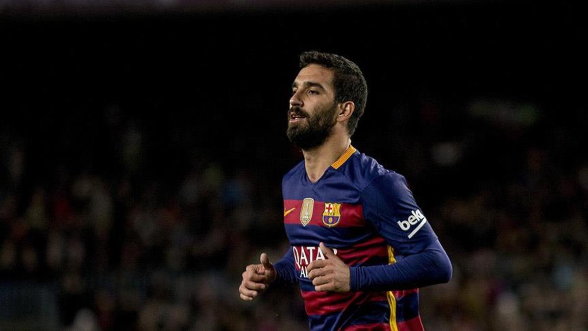 Barcelona Arda Turan i&ccedil;in karar verdi: "Kendine kul&uuml;p bul"