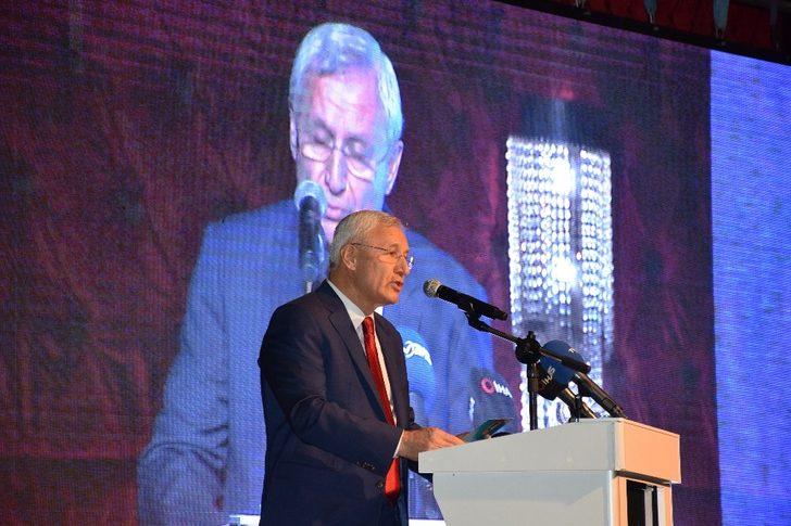 İzmir’de dijital ve VIP taksiler görücüye çıktı G3