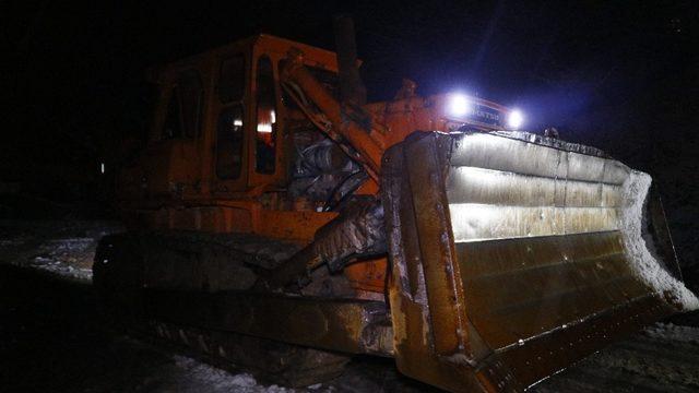 Adana'daki çığda kaybolan işçiyi arama çalışmaları devam ediyor