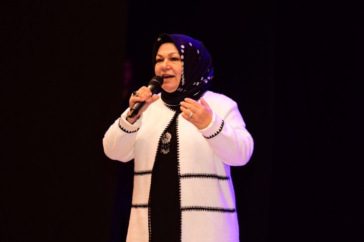 Sancaktepe&rsquo;de Leyla ile Mecnun oyunu b&uuml;y&uuml;k beğeni aldı