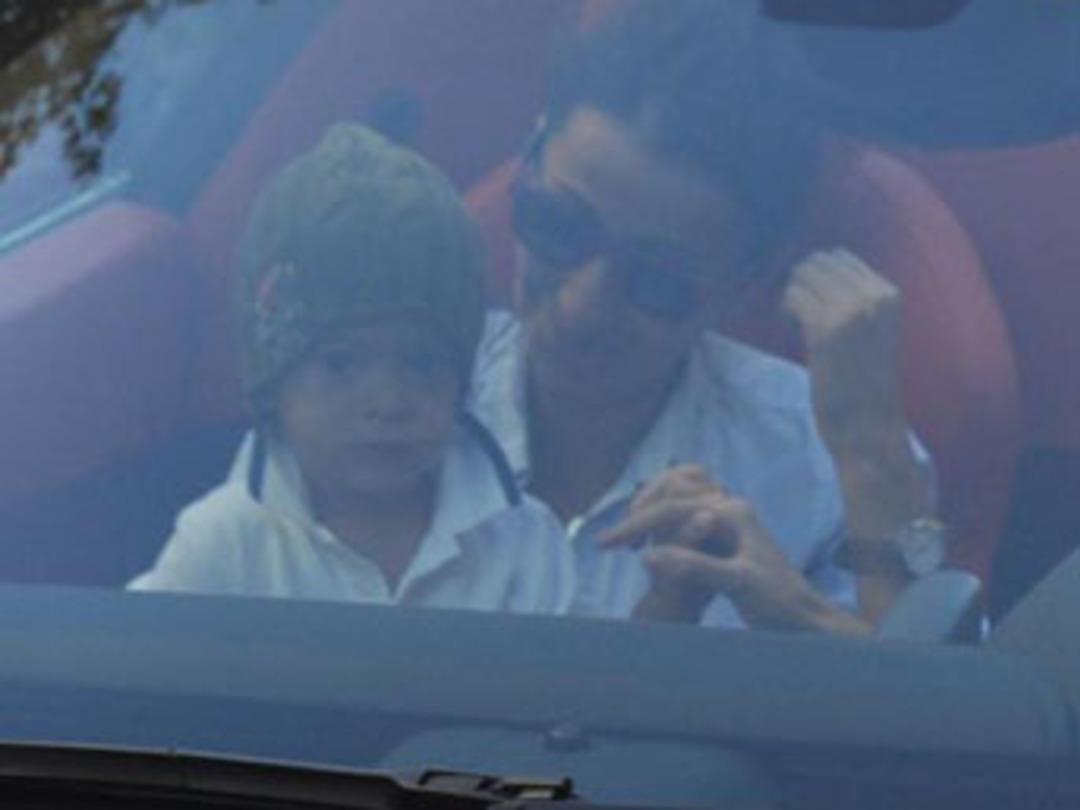 Caner'in eşinden &ccedil;ifte hata