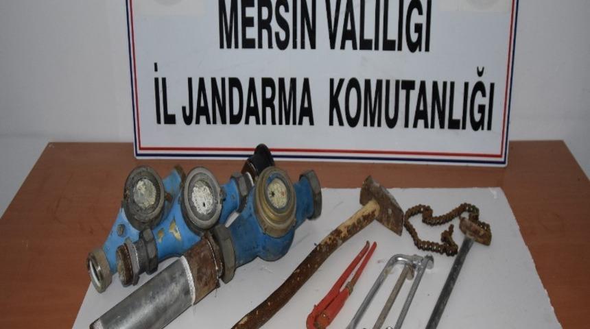 Sulama vanası &ccedil;alan 3 kişi tutuklandı