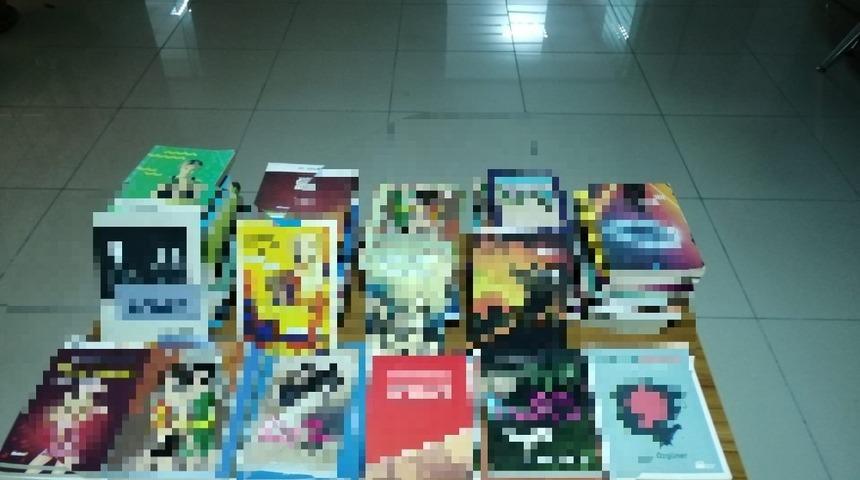 Bandrolsuz kitaplara el konuldu