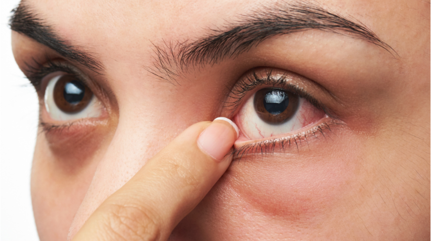 Kadınlarda göz kuruluğu neden olur?