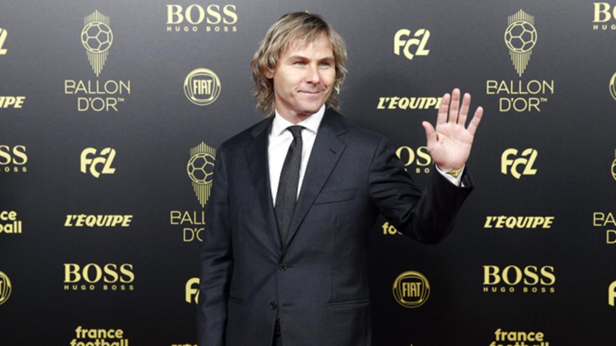 Juve&rsquo;nin efsanesi Nedved, Merih Demiral&rsquo;ı &ouml;vd&uuml;