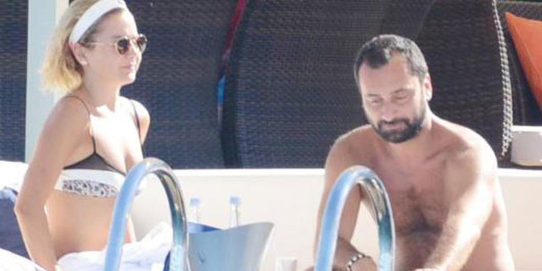 Ece Erken'le denizde eğlendi