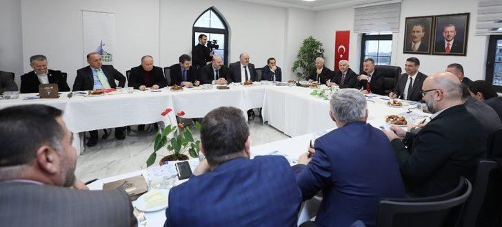 Başkan Büyükakın, Kartepeli muhtarları dinledi G2