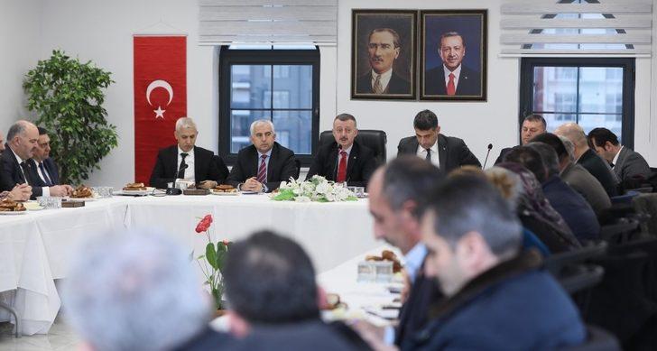 Başkan Büyükakın, Kartepeli muhtarları dinledi G4