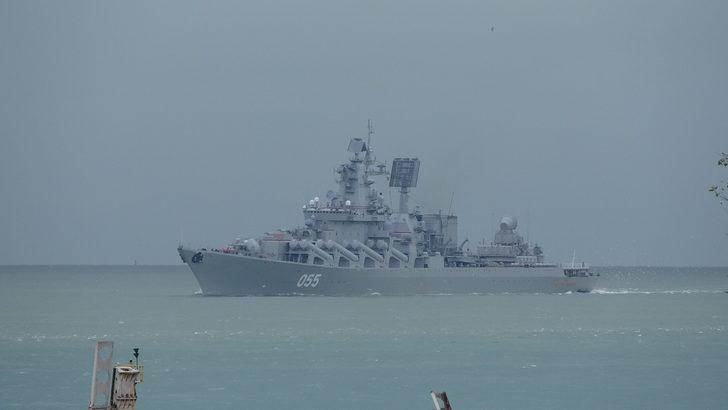 Üç gündür İstanbul'da bekleyen Rus savaş gemisi Karadeniz'e döndü G2