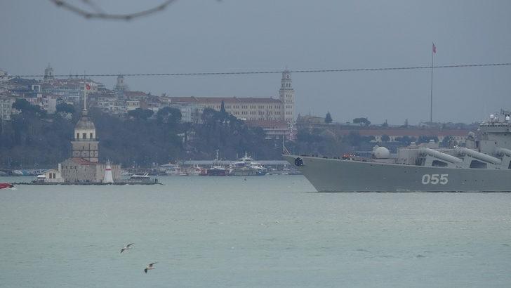 Üç gündür İstanbul'da bekleyen Rus savaş gemisi Karadeniz'e döndü G1