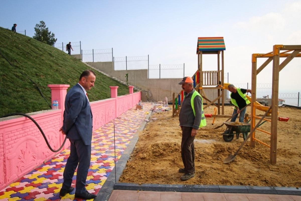 Sinop&rsquo;ta ahşap oyun parklarının kurulumu tamam