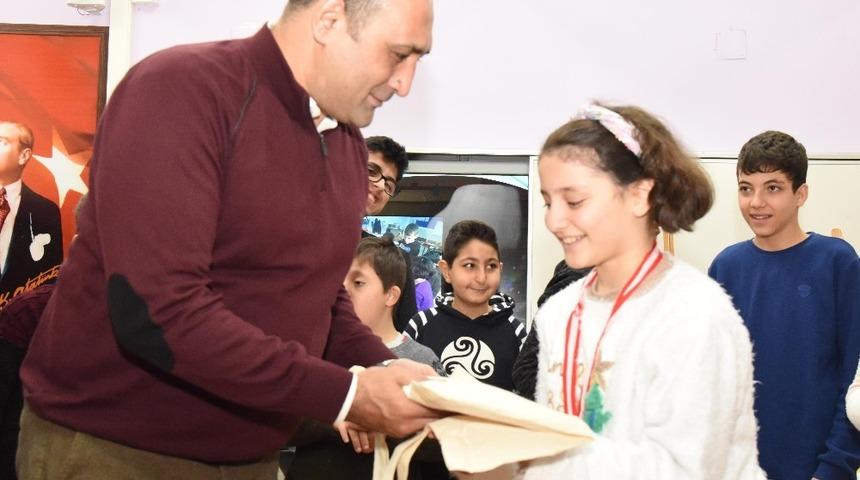 Özel çocuklardan ’trunçgiller’ temalı özel resimler