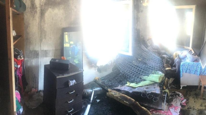 Devrilen soba yangına neden oldu