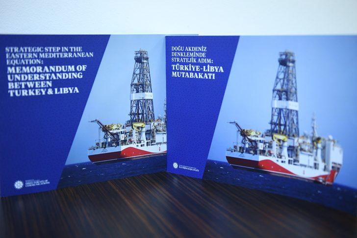 Cumhurbaşkanı Erdoğan Putin'e 'Türkiye-Libya Mutabakatı' kitabını hediye etti G3