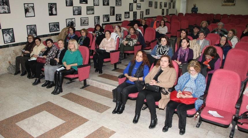 Devrek Kent Konseyinden kadınlara internet eğitimi