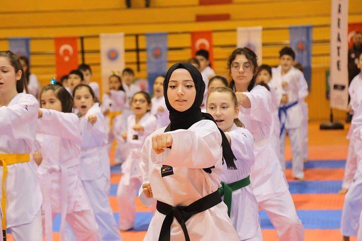 Kâğıthane’de 200’e yakın çocuk kuşak atladı G4