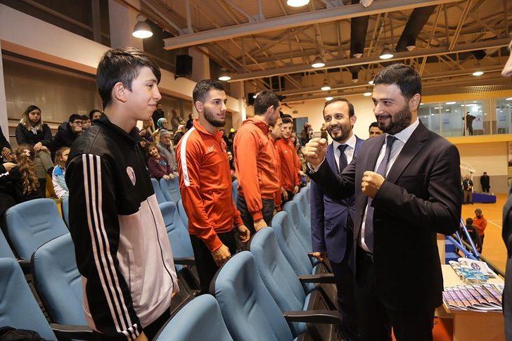 Kâğıthane’de 200’e yakın çocuk kuşak atladı G5