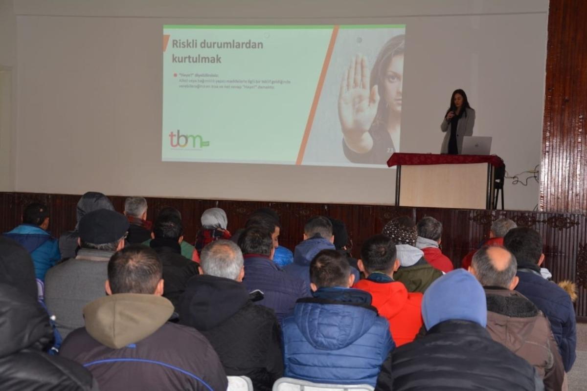 H&uuml;k&uuml;ml&uuml; ve tutuklulara &ldquo;alkol ve madde bağımlılığı&rdquo; eğitimi