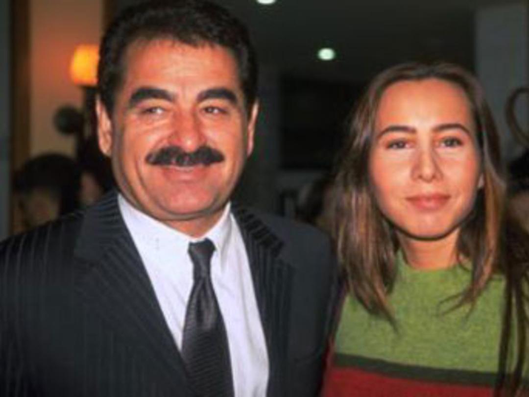 Asena'ya hakaret ederse