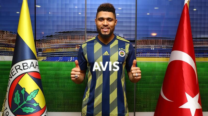 Fenerbahçe, yeni transferi Simon Falette'nin lisansını çıkardı