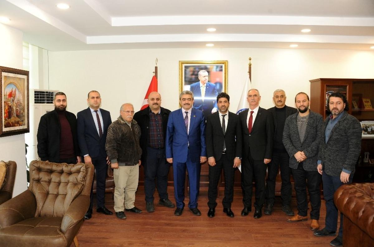 MHP İl Başkanı Alıcık, Rekt&ouml;r Aldemir&rsquo;i ziyaret etti