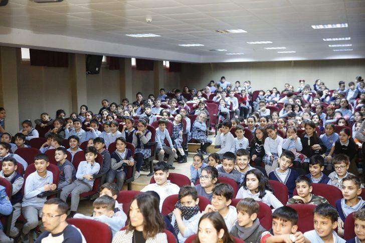 Sultangazi’de tiyatro ile ’Sıfır Atık’ bilinci G4