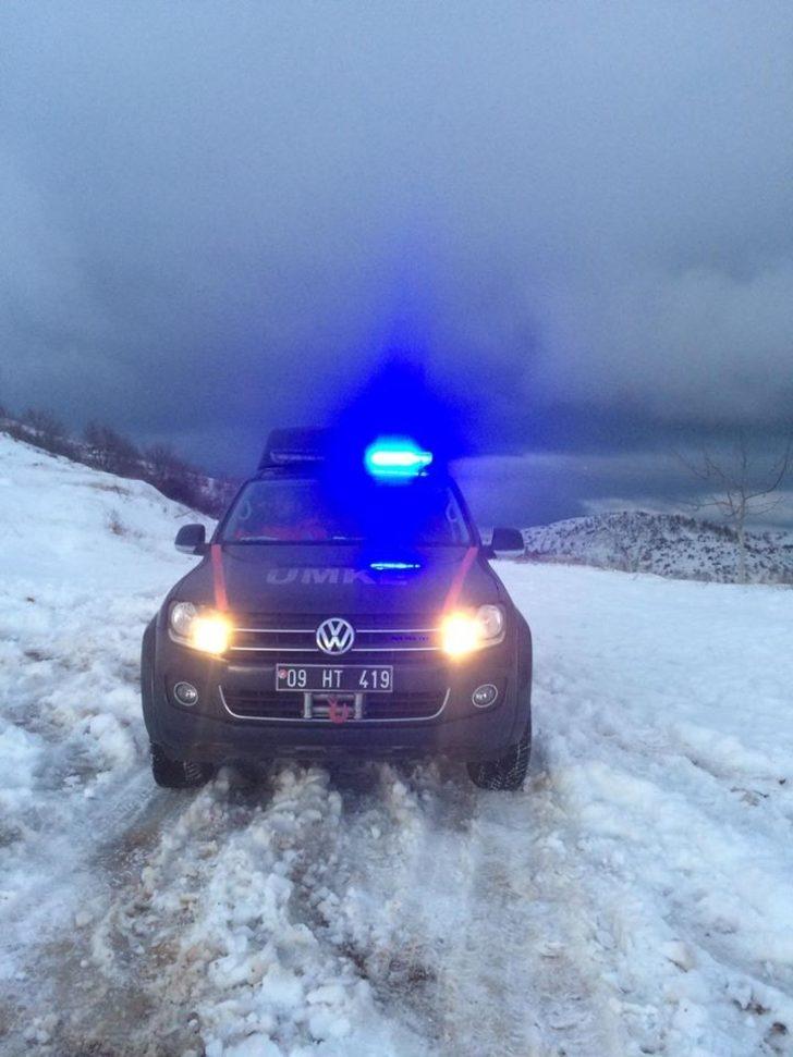 Kara saplanan kepçe operatörünü AFAD ve UMKE kurtardı G3