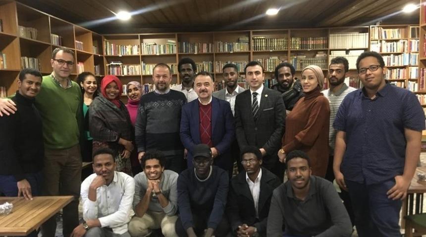 Eskişehir&rsquo;de eğitim ve &ouml;ğretim hayatlarına devam eden Sudanlı &ouml;ğrenciler bir araya geldi