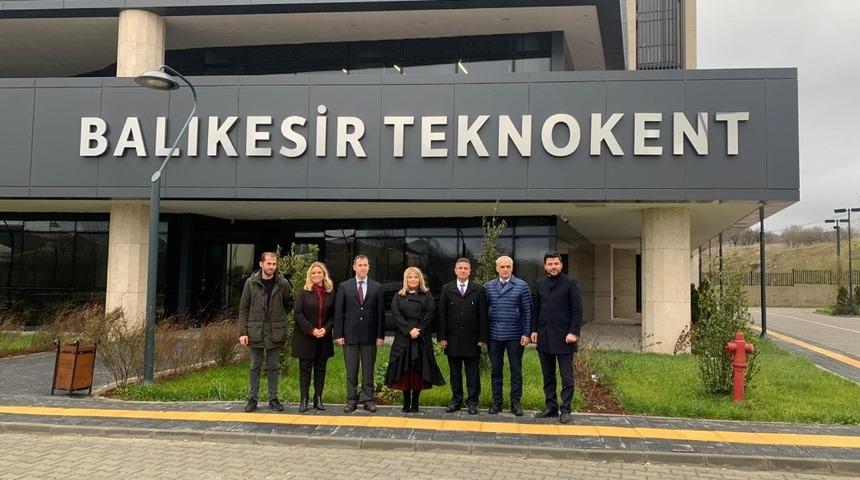 AK Parti milletvekili Aydemir, Teknokent&rsquo;i ziyaret etti