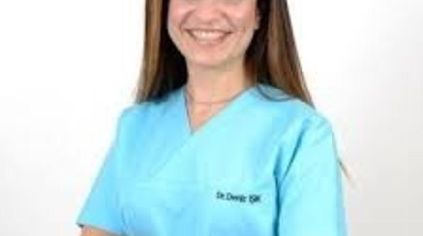 Ağızdaki en b&uuml;y&uuml;k tehlike 20 yaş dişleri