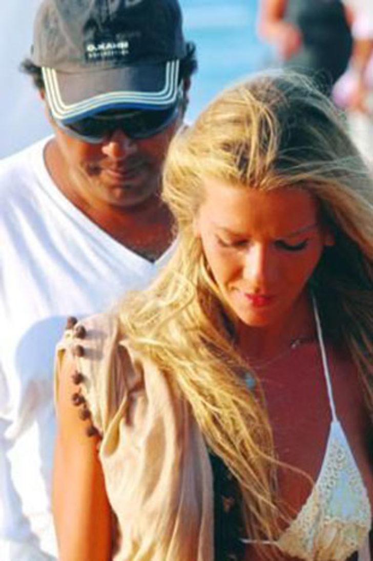 Ivana Sert boşandı G4