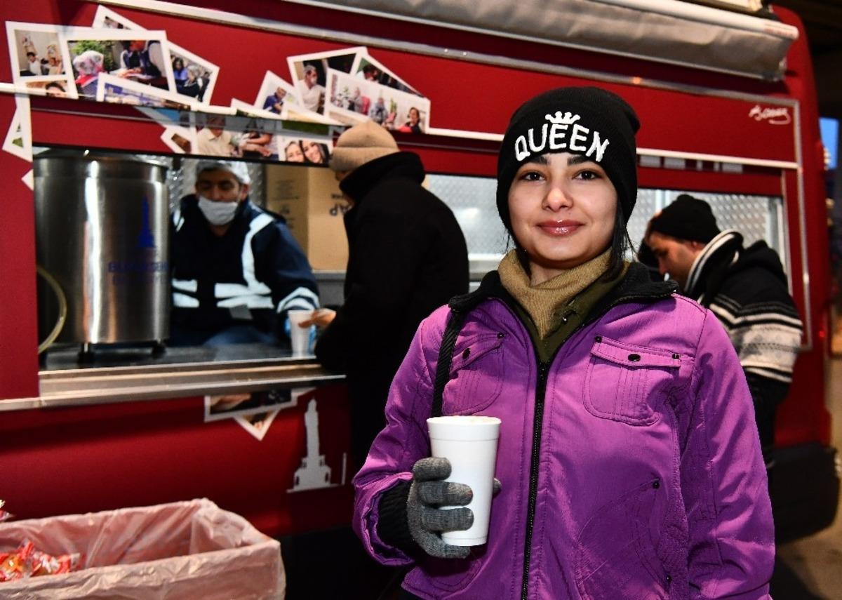 &Uuml;niversitelilere g&uuml;naydın &ccedil;orbası