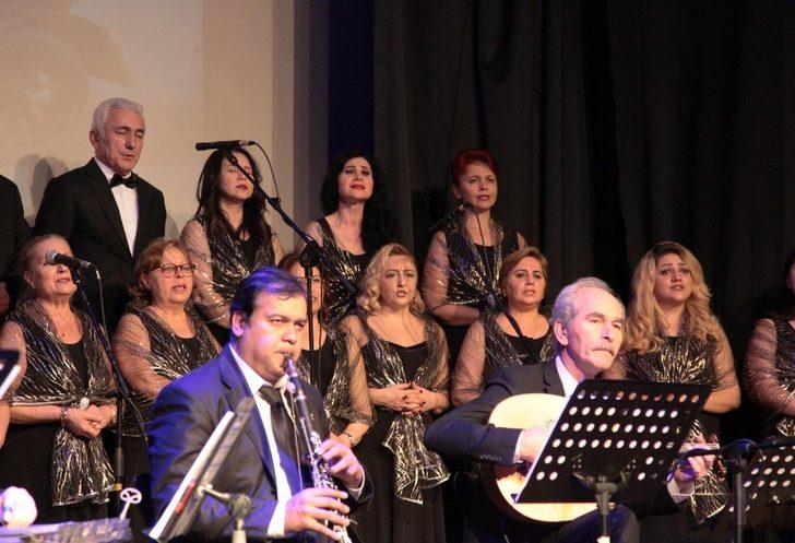 Kartal Belediyesi TSM Korosu’ndan muhteşem konser G5