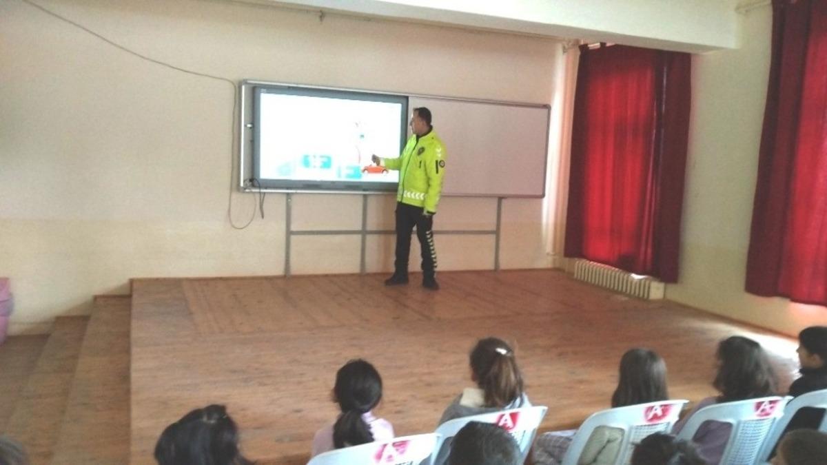 Hisarcık&rsquo;ta &ouml;ğrencilere trafik eğitimi