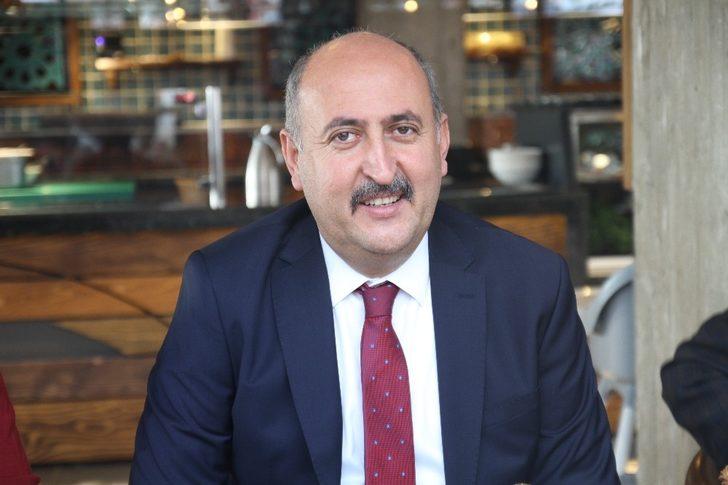 Başkan Türkyılmaz: “Gazeteciler siyasilerin bir parçasıdır” G3