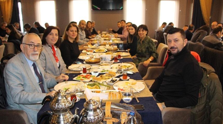 Trabzon Forum gazetecileri unutmadı