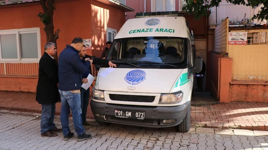 Köpeklerin parçaladığı adamın cenazesi yakınlarına teslim edildi