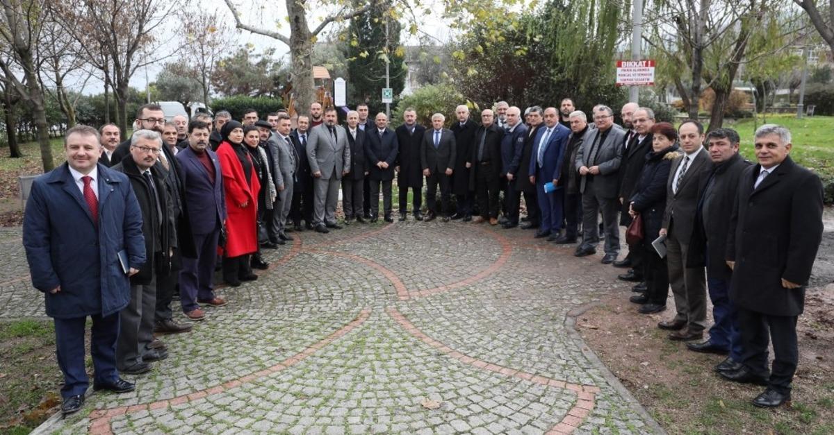 B&uuml;y&uuml;kakın, K&ouml;rfezli muhtarlarla buluştu