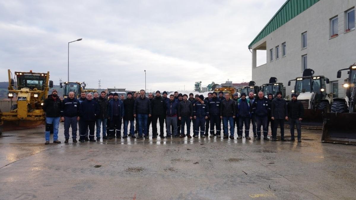 İzmit Belediyesi karla m&uuml;cadele i&ccedil;in teyakkuzda
