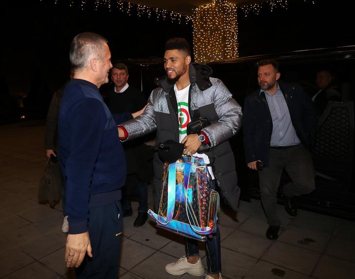 Simon Falette tranferine ilişkin Comolli'den açıklama G1