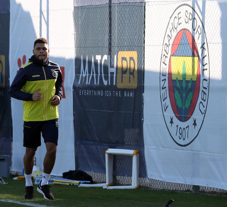 Simon Falette tranferine ilişkin Comolli'den açıklama G4