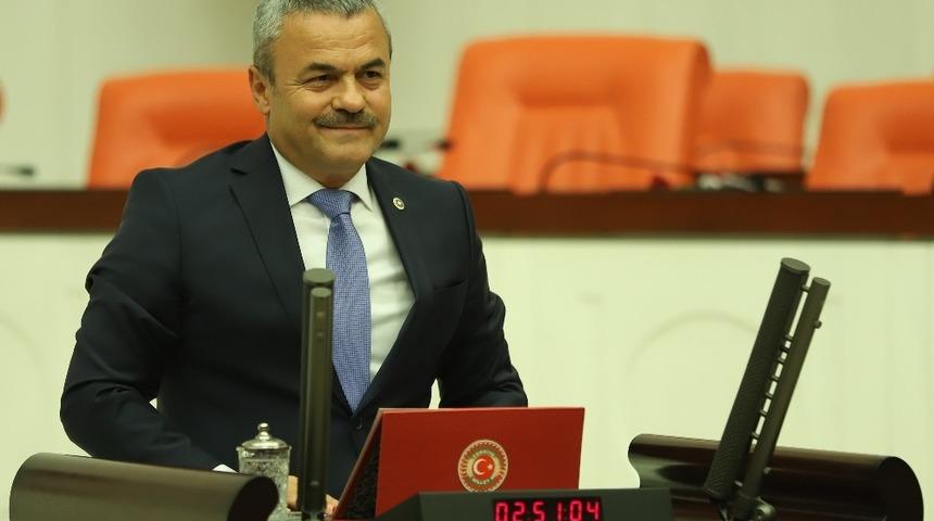 Milletvekili &Uuml;nal&rsquo;dan Gazeteciler G&uuml;n&uuml; mesajı