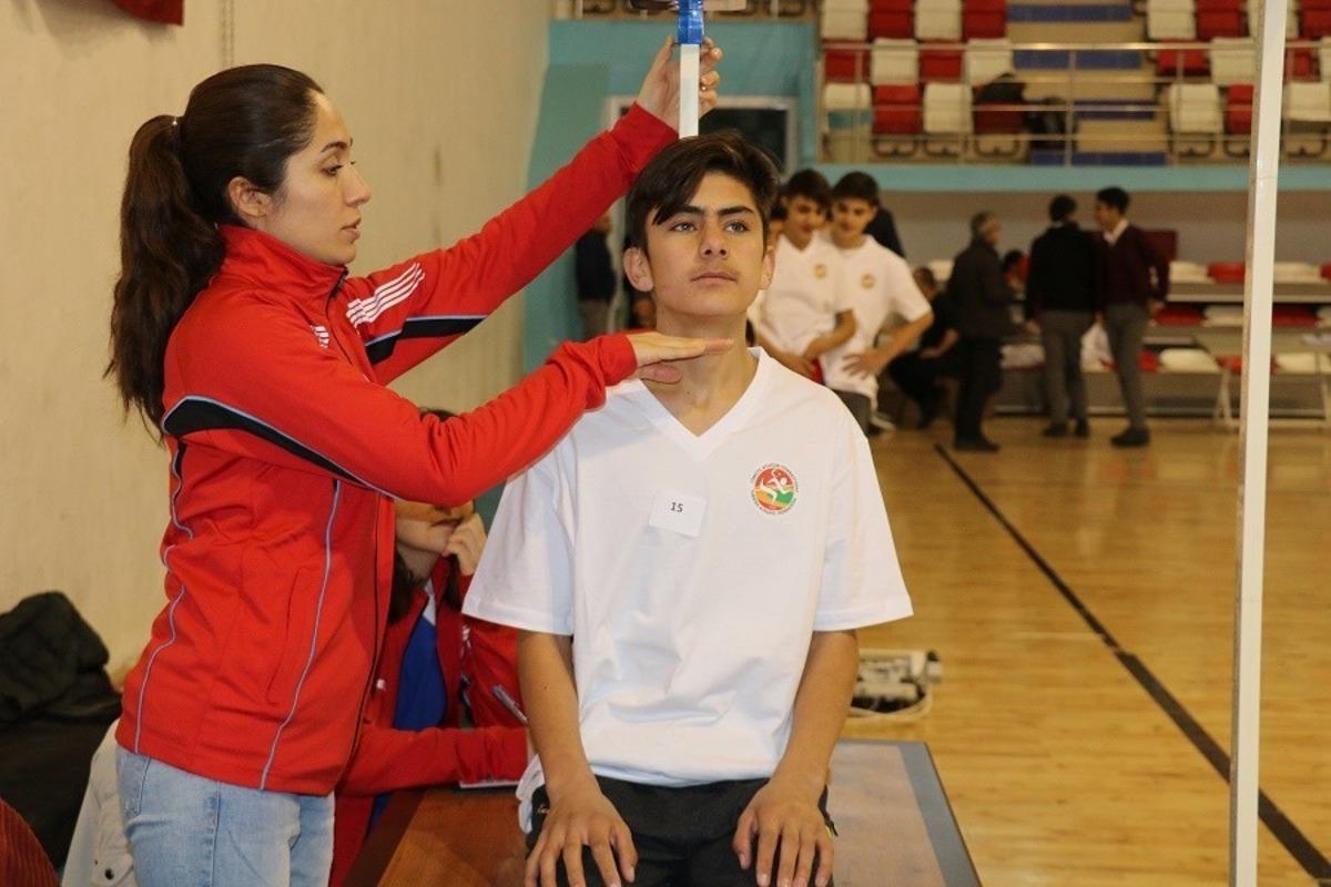 Ağrı&rsquo;da atletizm sporcu se&ccedil;me taraması yapıldı