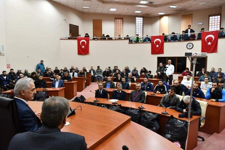 Isparta’daki amatör spor kulüplerine 250 bin liralık malzeme desteği G2