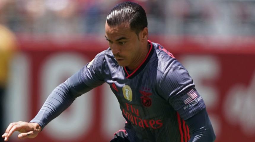 La Liga ekibi Espanyol, Raul de Tomas'ı transfer etti