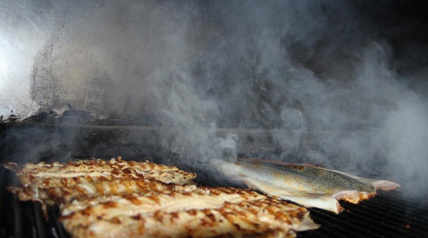 Kış aylarının vazgeçilmezi balık kebabın tahtını sallıyor