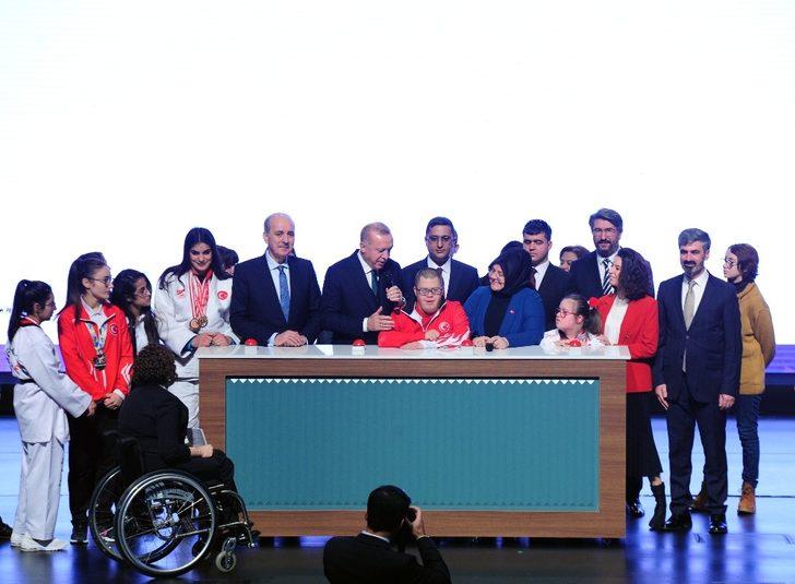 Bakan Selçuk: "3 bin 200 gencimizi kamu kurumlarındaki kadro ve pozisyonlara yerleştirmiş olacağız" G4